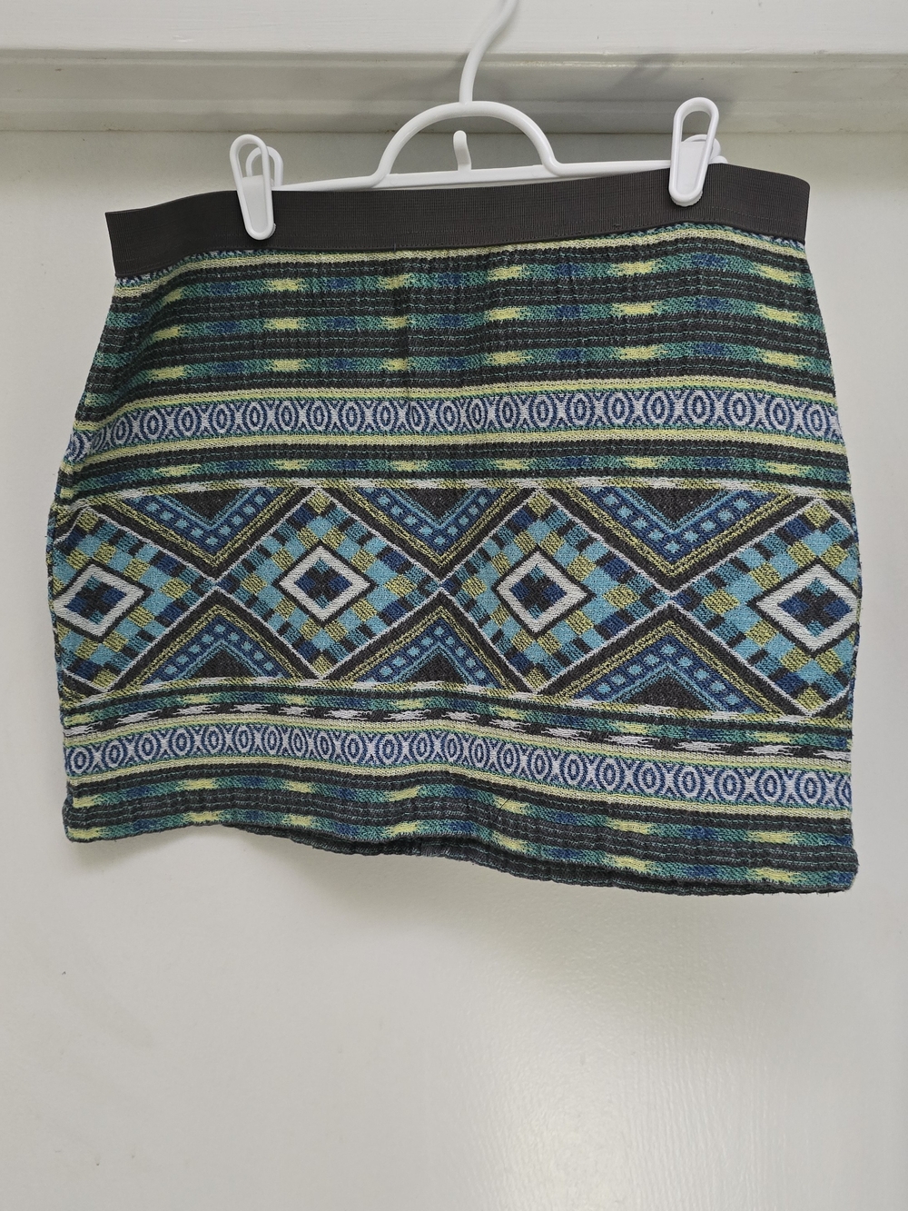 American Eagle Outfitters Geometric Mini Skirt Sz 12